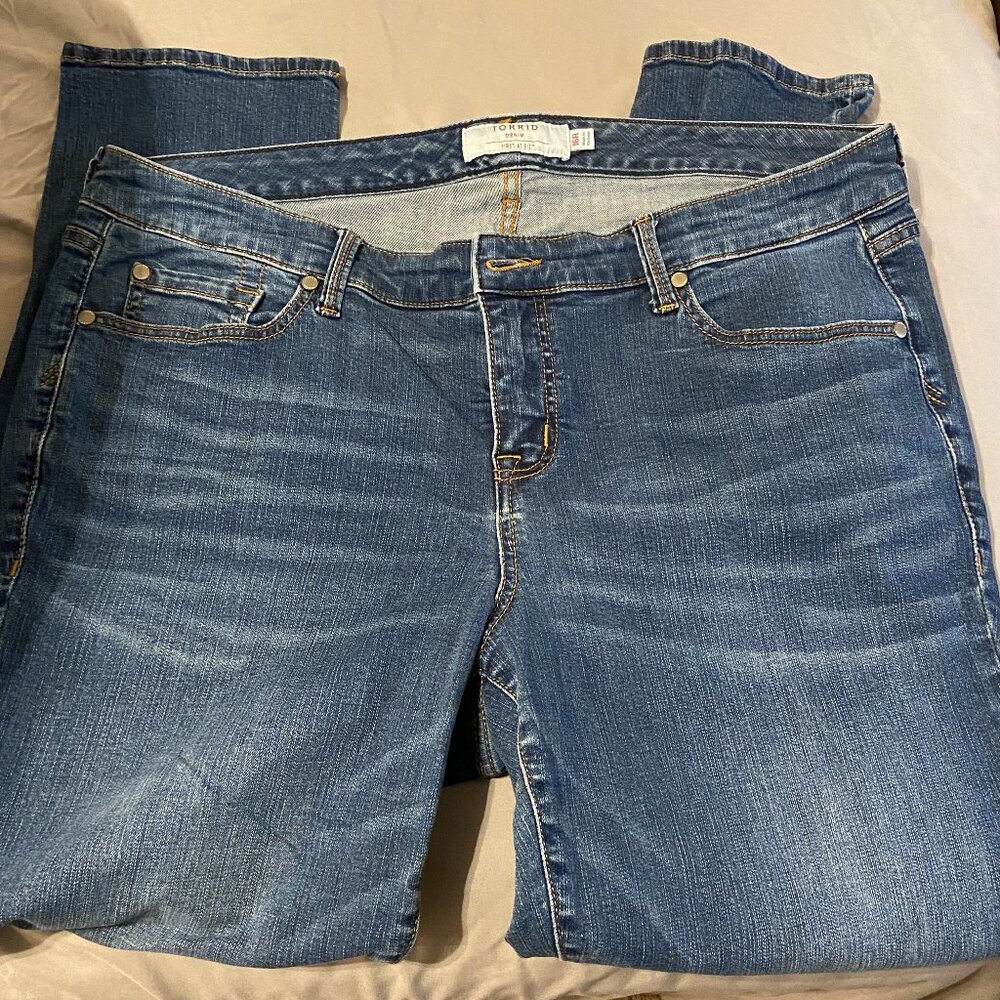 Medium Wash Taper Leg Jeans